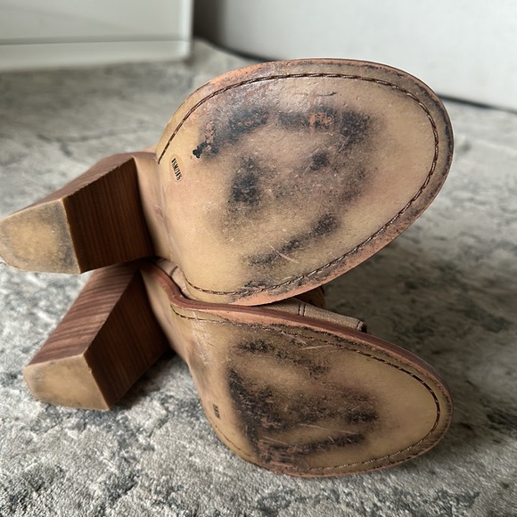 Vince Camuto sandals 8.5 - Picture 5 of 5